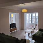Amplio Y Céntrico Piso A Pie De Calle Appartamento *